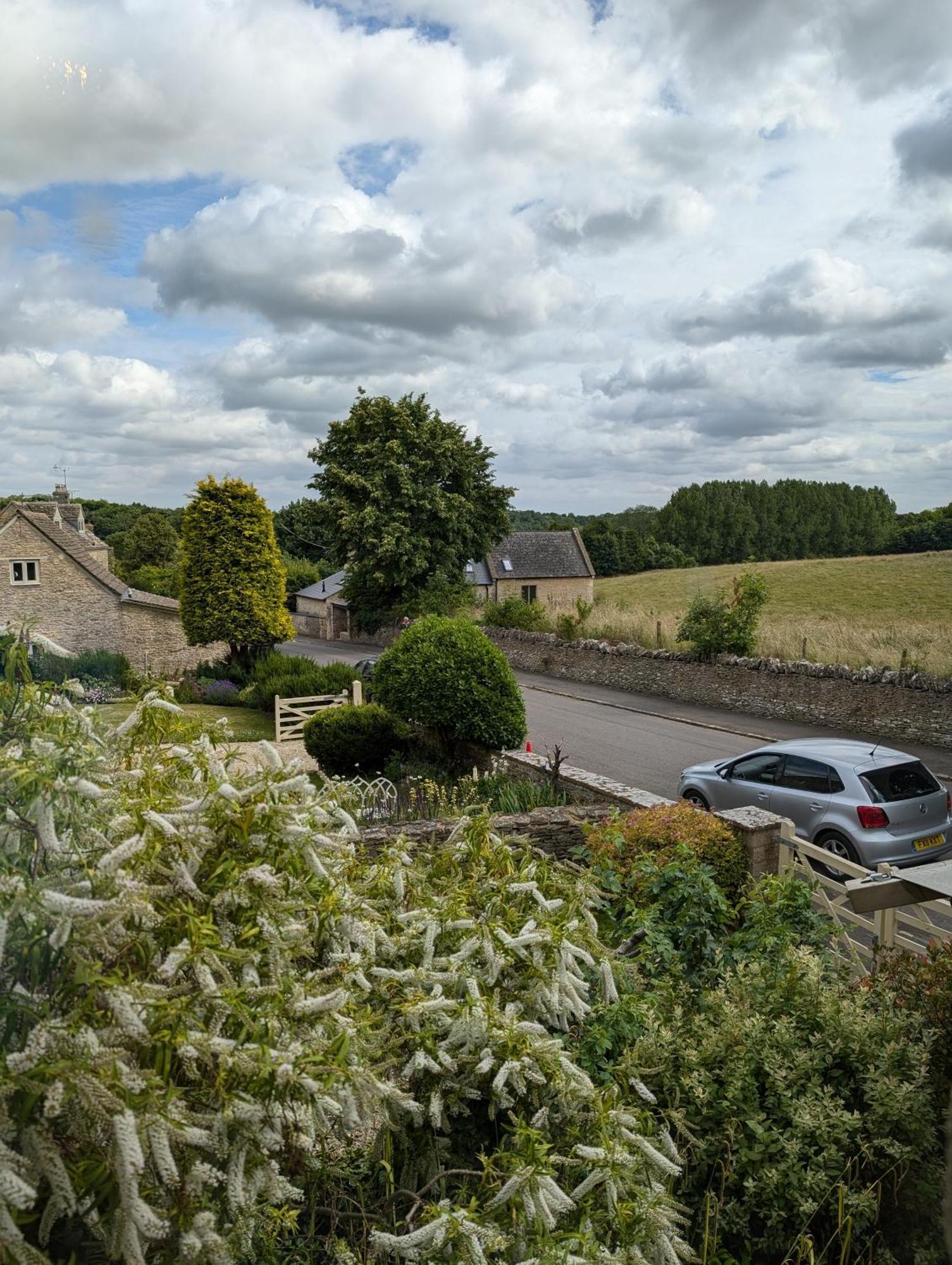 Hotel The Keepers Arms à Quenington Chambre photo